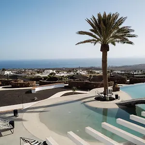 https://cesar-lanzarote.puertodelcarmen-hotels.org
